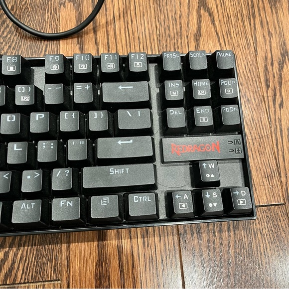 {Redragon} Keyboard K552-KR - Picture 4 of 6